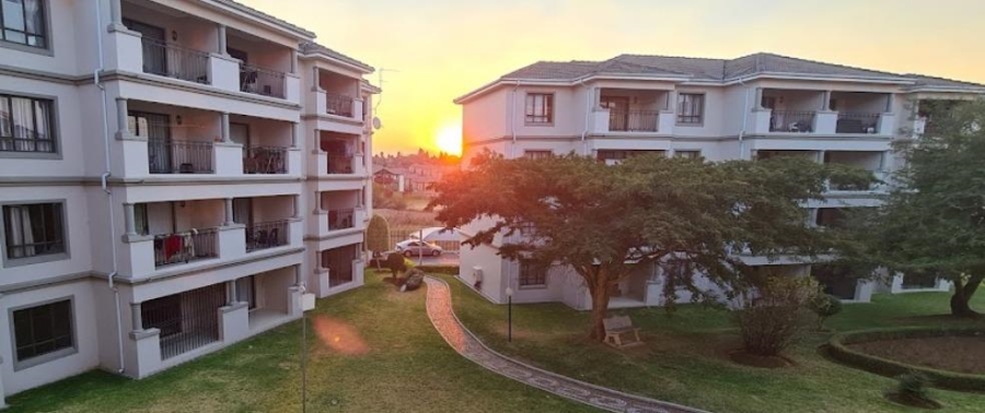 2 Bedroom Property for Sale in Noordwyk Gauteng