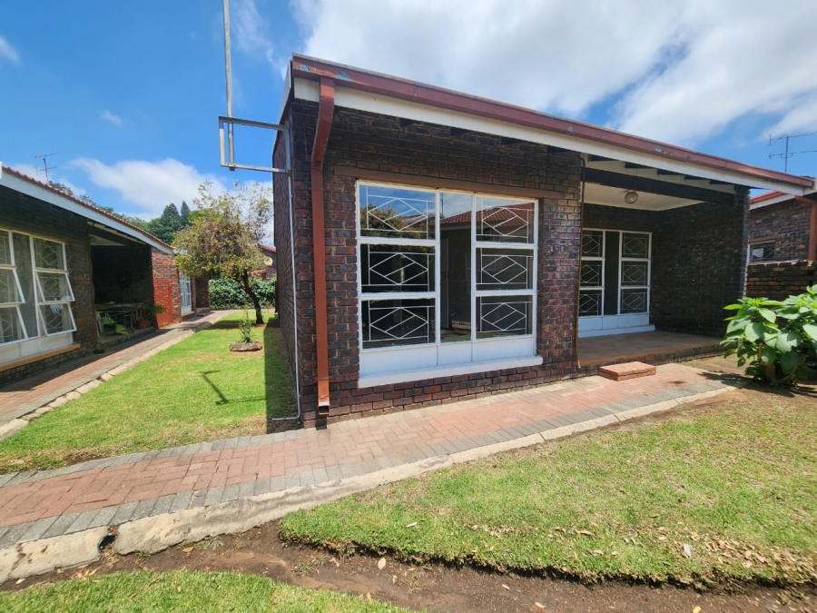 2 Bedroom Property for Sale in Three Rivers Gauteng