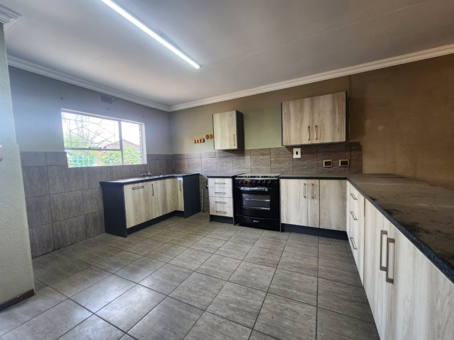 2 Bedroom Property for Sale in Three Rivers Gauteng