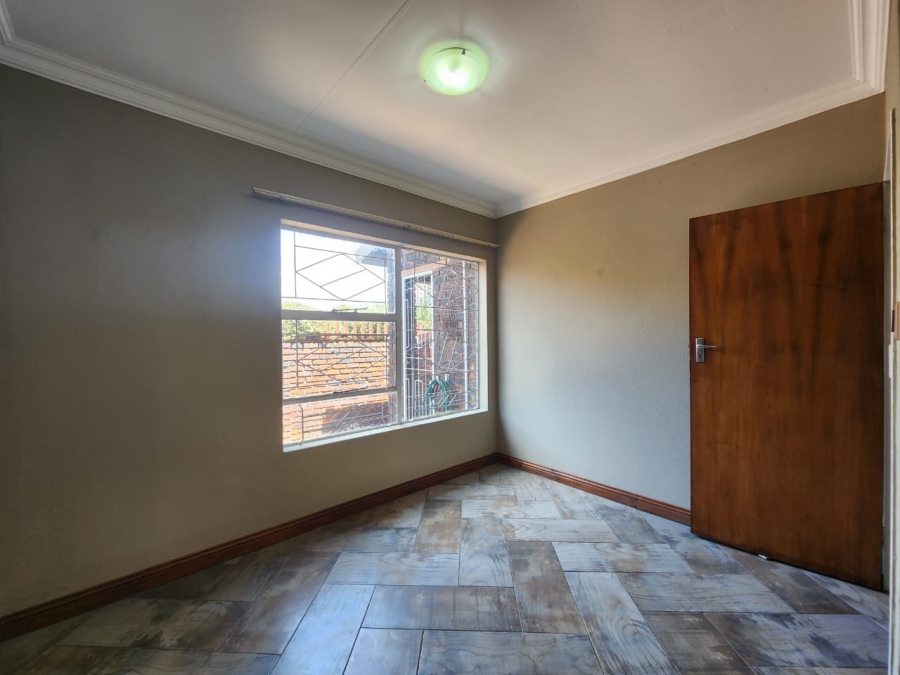 2 Bedroom Property for Sale in Three Rivers Gauteng
