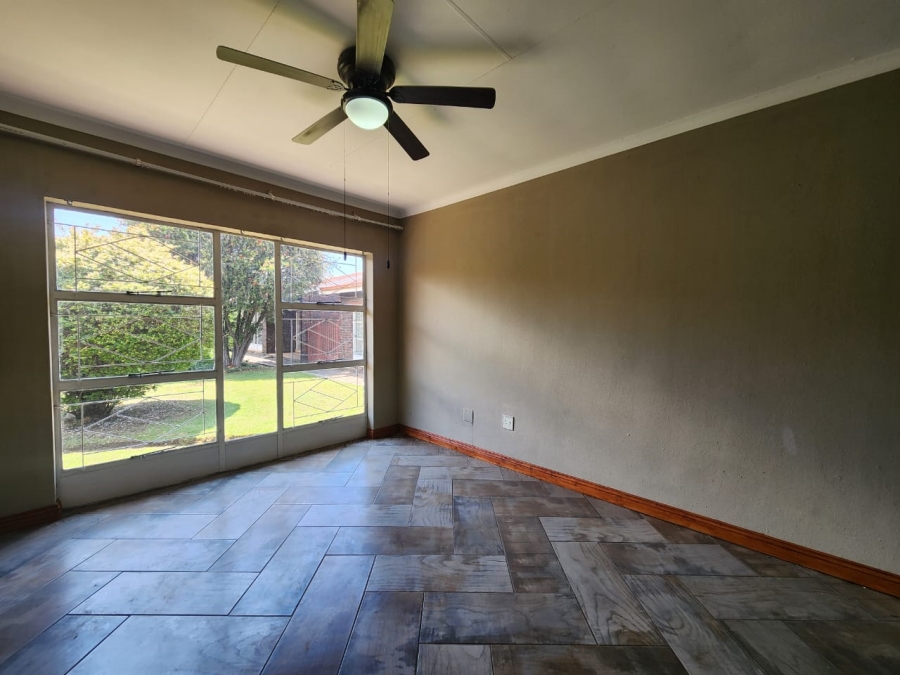 2 Bedroom Property for Sale in Three Rivers Gauteng