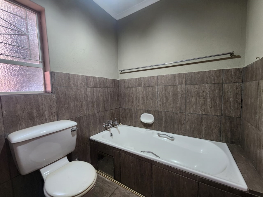2 Bedroom Property for Sale in Three Rivers Gauteng