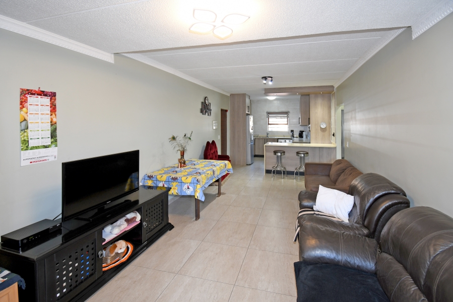 2 Bedroom Property for Sale in Sunninghill Gauteng