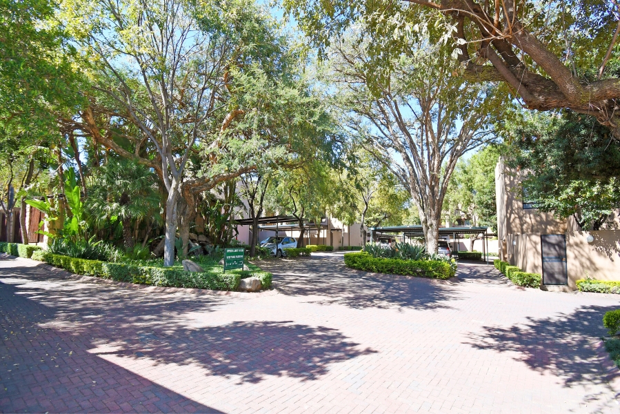 2 Bedroom Property for Sale in Sunninghill Gauteng