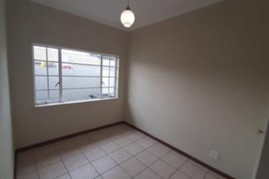 2 Bedroom Property for Sale in Klopperpark Gauteng