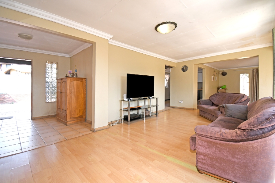 3 Bedroom Property for Sale in Bloubosrand Gauteng