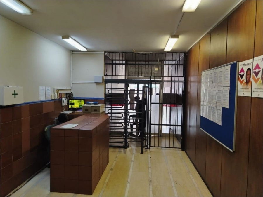 1 Bedroom Property for Sale in Johannesburg Central Gauteng
