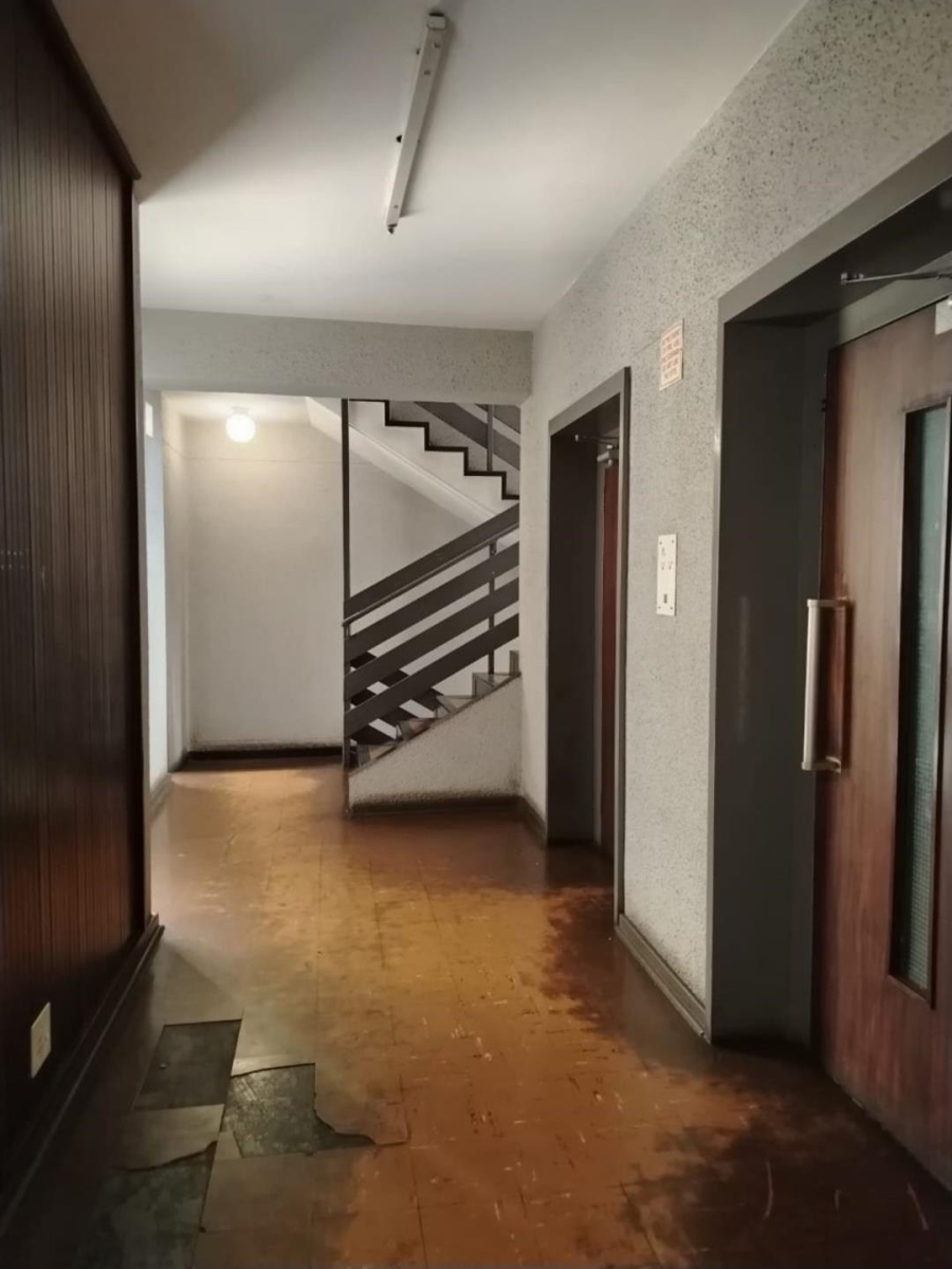 1 Bedroom Property for Sale in Johannesburg Central Gauteng