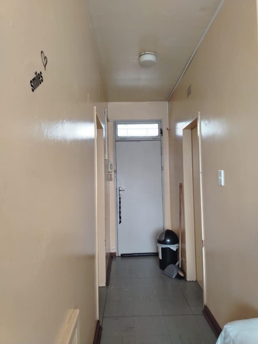 1 Bedroom Property for Sale in Johannesburg Central Gauteng
