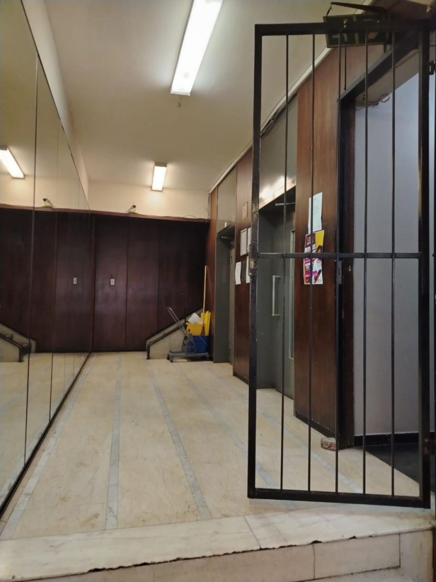 1 Bedroom Property for Sale in Johannesburg Central Gauteng