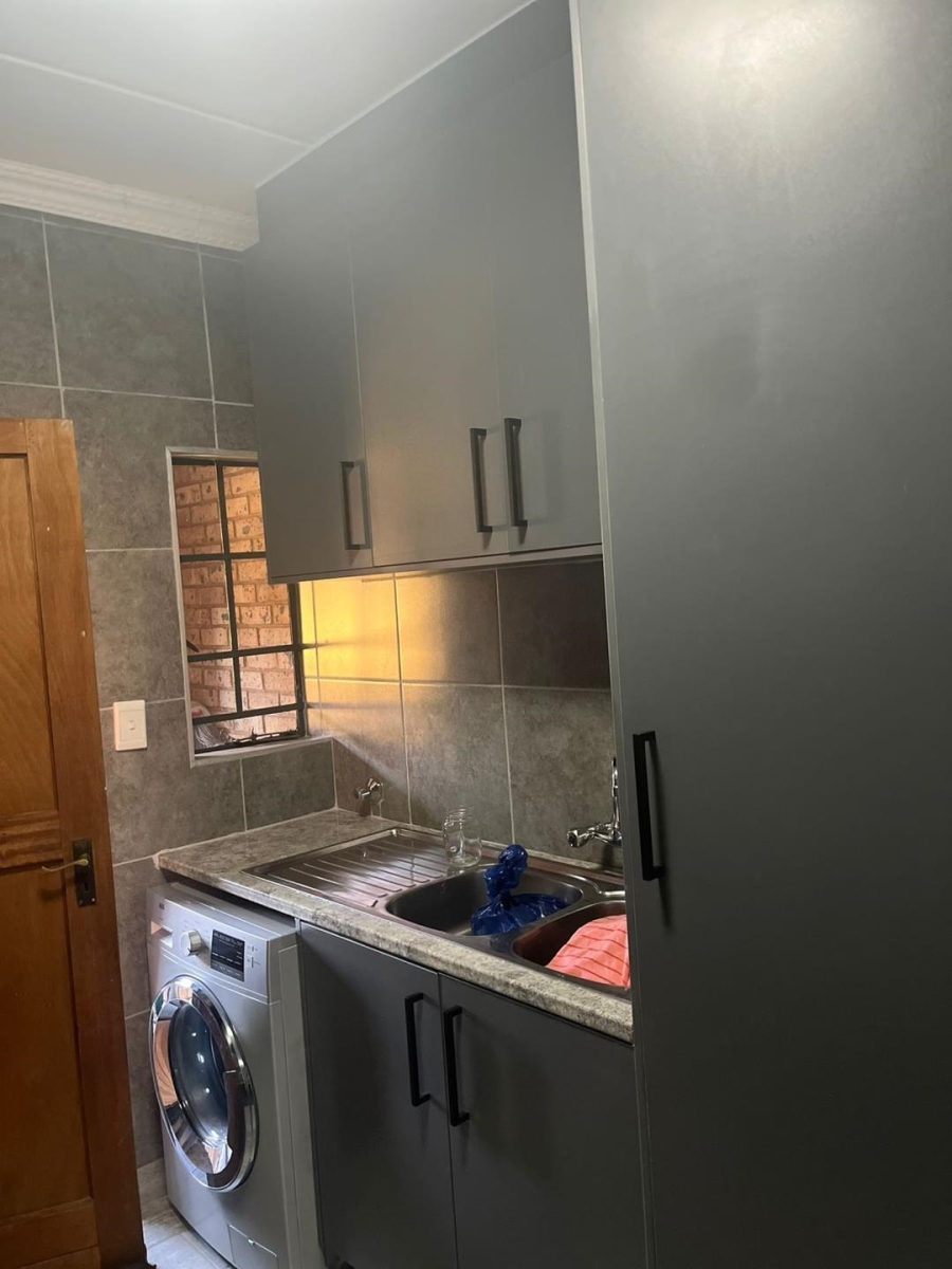 2 Bedroom Property for Sale in Elspark Gauteng
