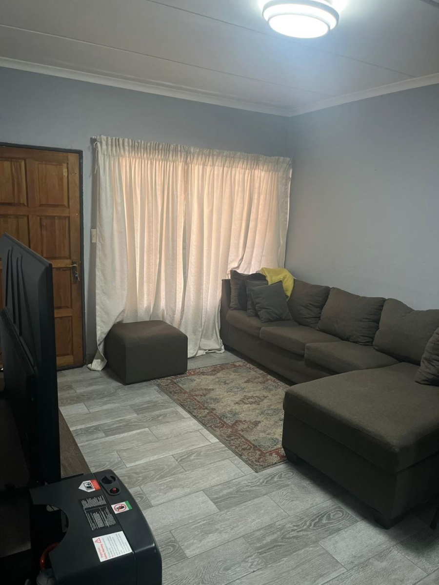 2 Bedroom Property for Sale in Elspark Gauteng