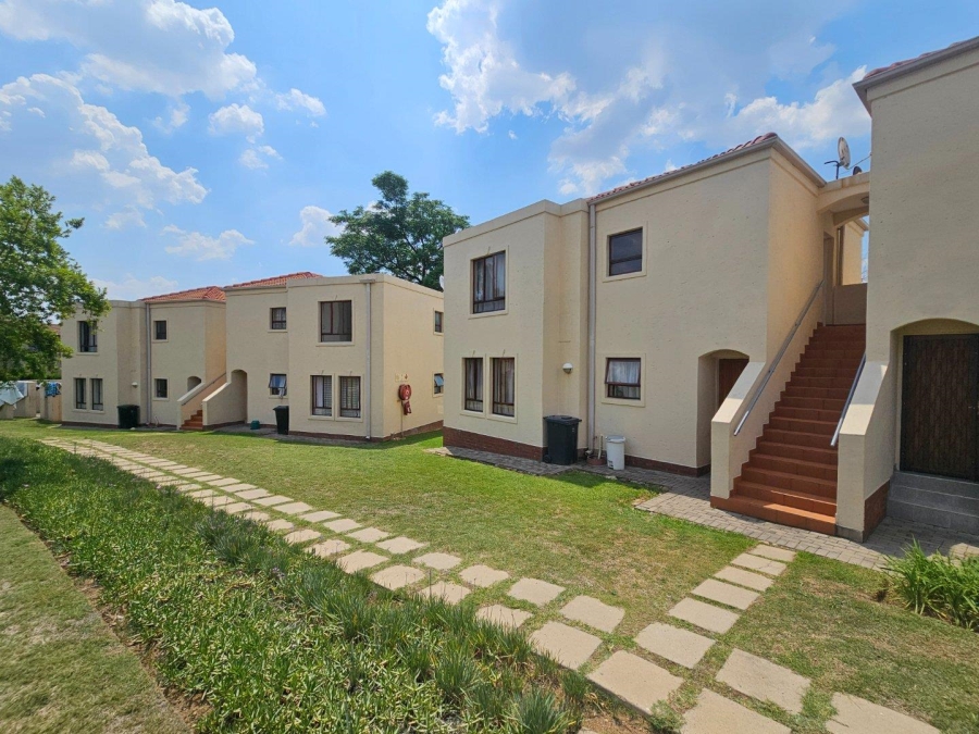 2 Bedroom Property for Sale in Fourways Gauteng