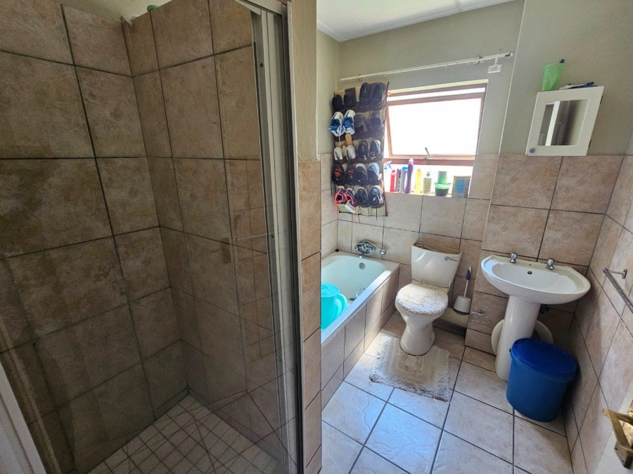 2 Bedroom Property for Sale in Fourways Gauteng