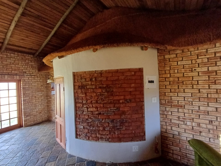 Commercial Property for Sale in Hekpoort Gauteng