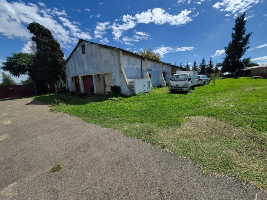 6 Bedroom Property for Sale in Homestead Apple Orchards Gauteng