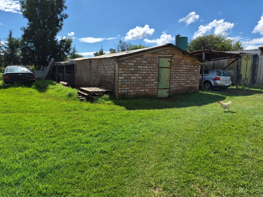 6 Bedroom Property for Sale in Homestead Apple Orchards Gauteng