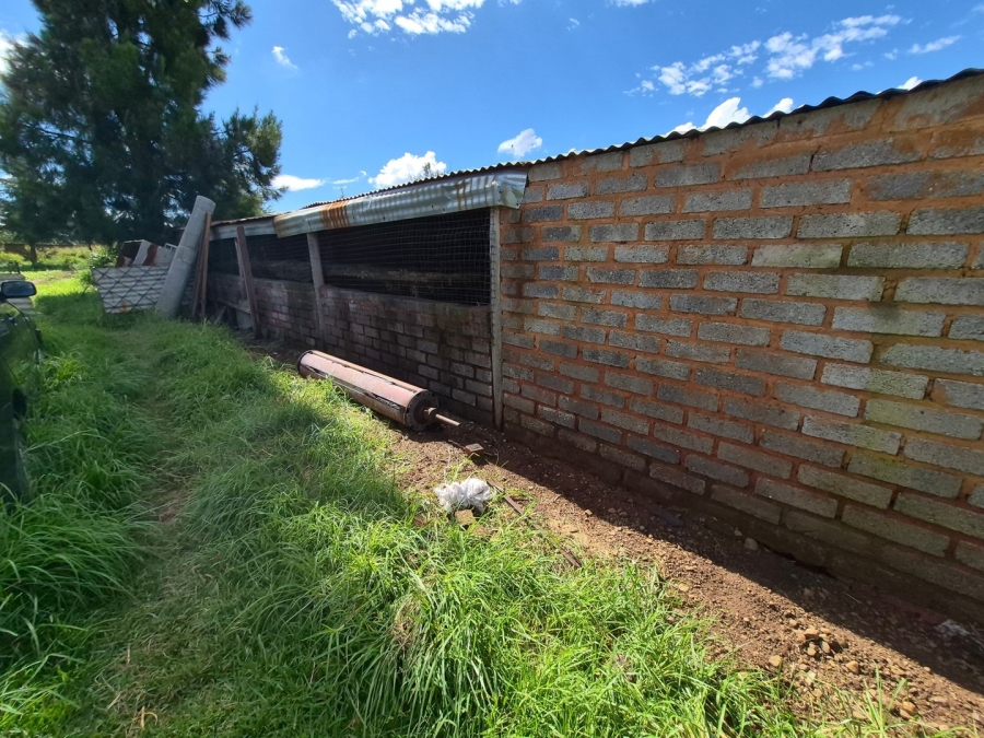 6 Bedroom Property for Sale in Homestead Apple Orchards Gauteng