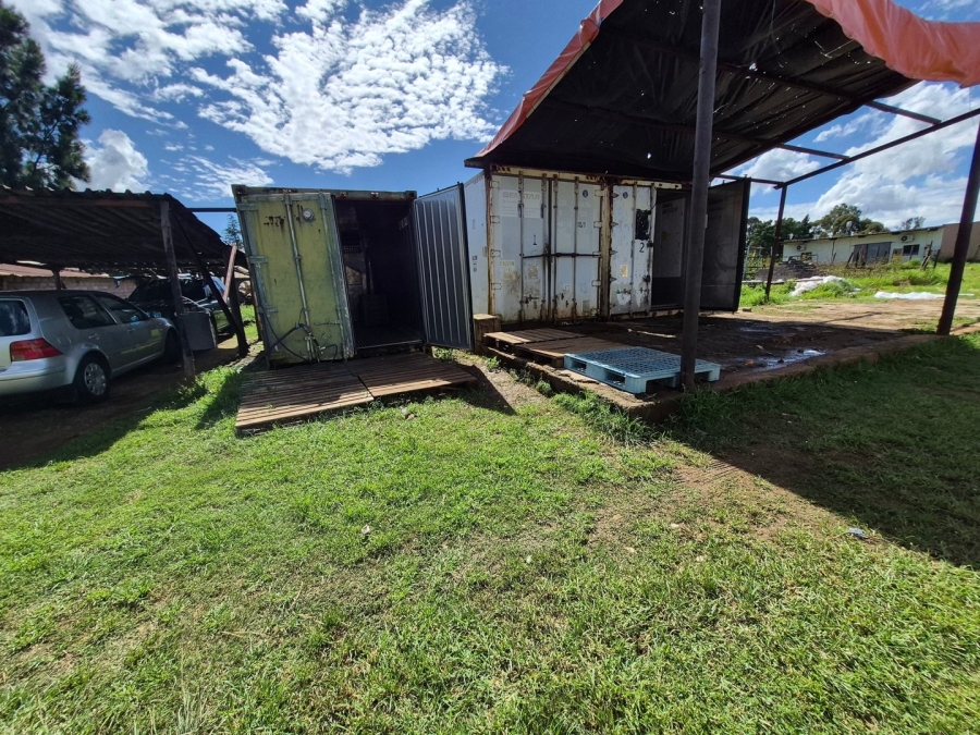 6 Bedroom Property for Sale in Homestead Apple Orchards Gauteng
