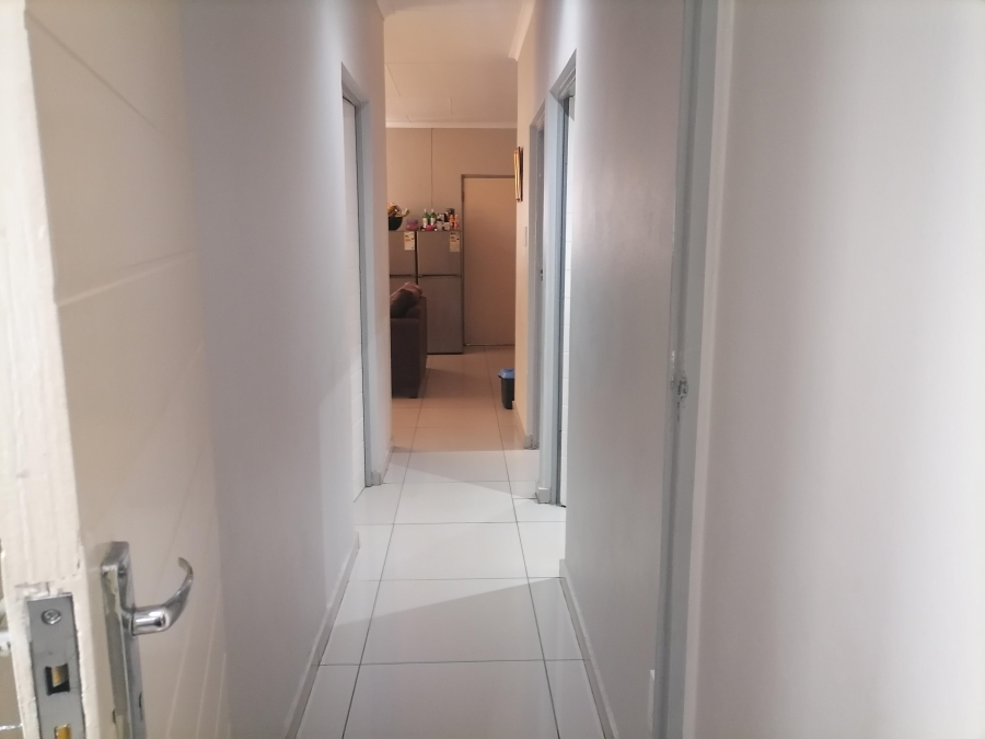 3 Bedroom Property for Sale in Clayville Gauteng