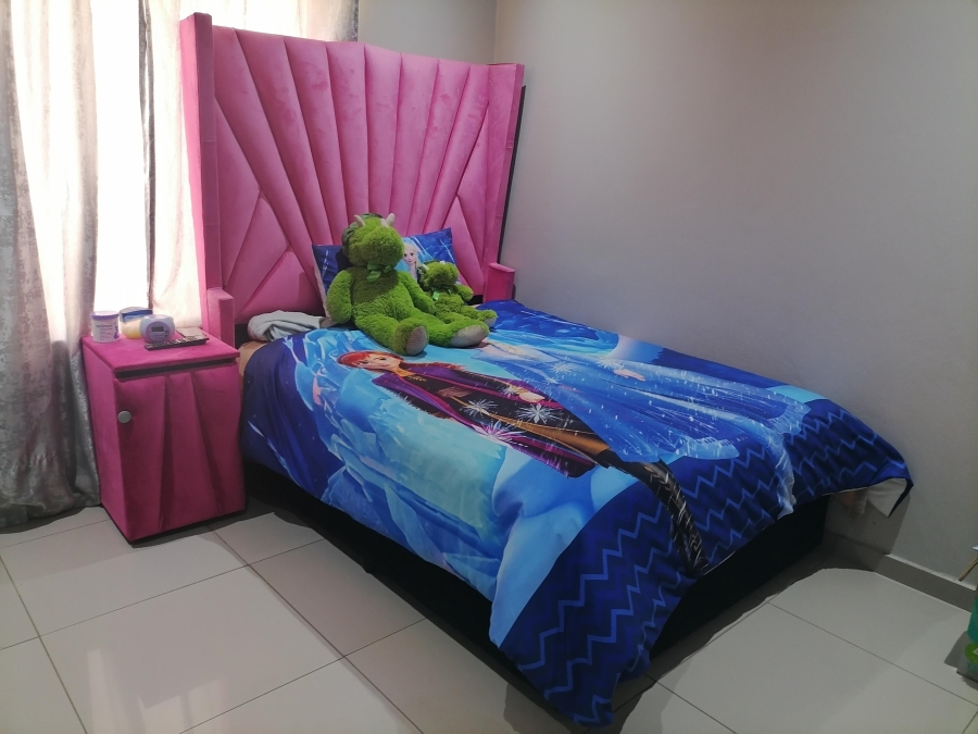 3 Bedroom Property for Sale in Clayville Gauteng