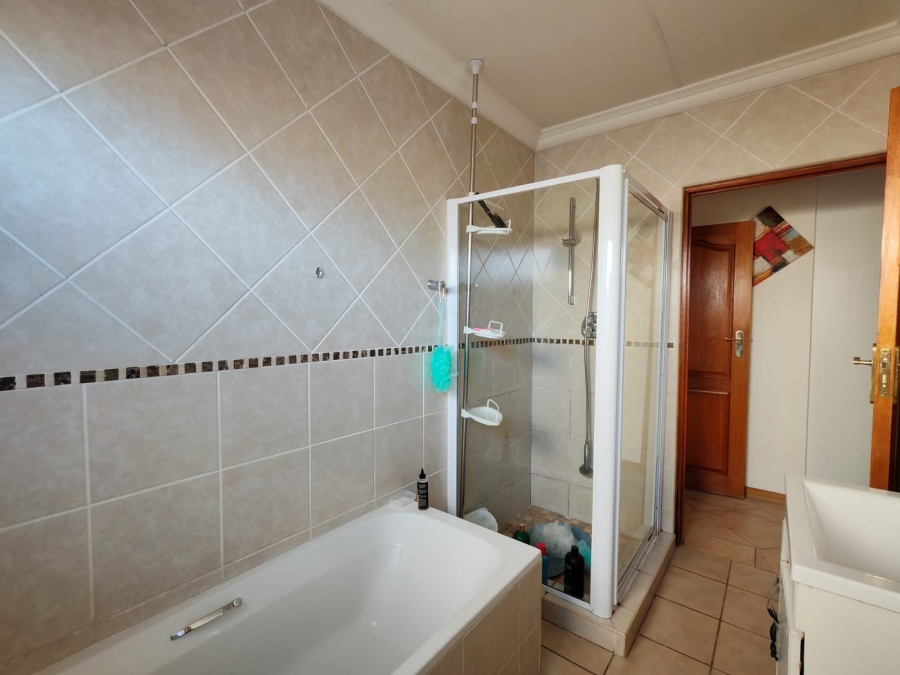 3 Bedroom Property for Sale in Risiville Gauteng
