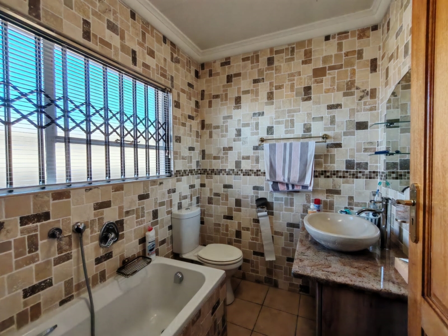 3 Bedroom Property for Sale in Risiville Gauteng