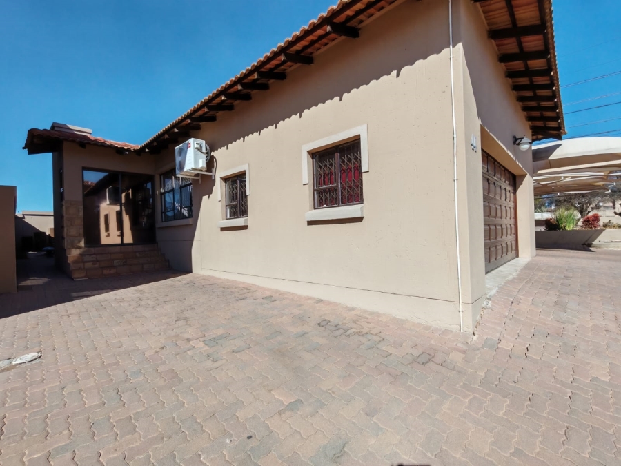3 Bedroom Property for Sale in Risiville Gauteng