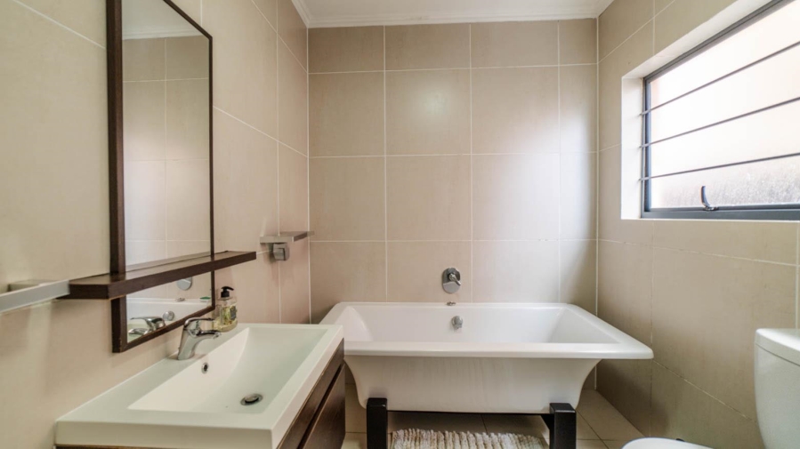 3 Bedroom Property for Sale in Kyalami Hills Gauteng