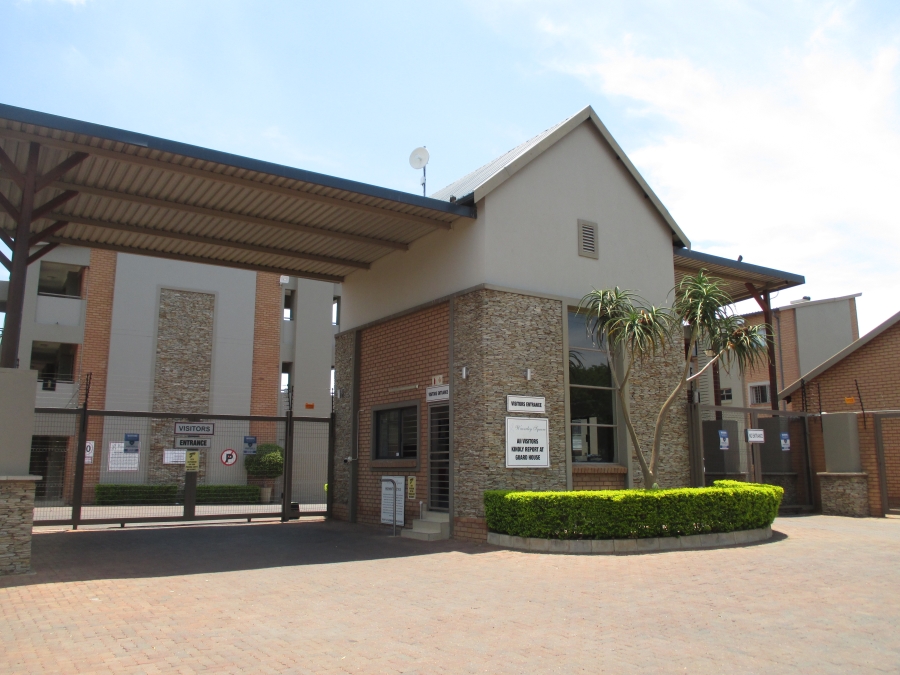 2 Bedroom Property for Sale in Moregloed Gauteng
