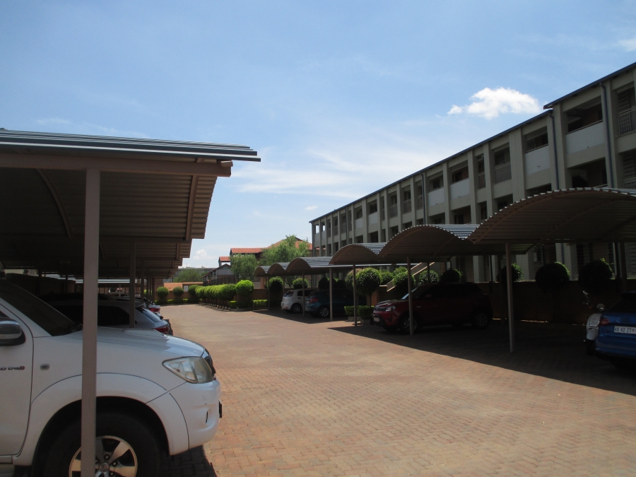 2 Bedroom Property for Sale in Moregloed Gauteng