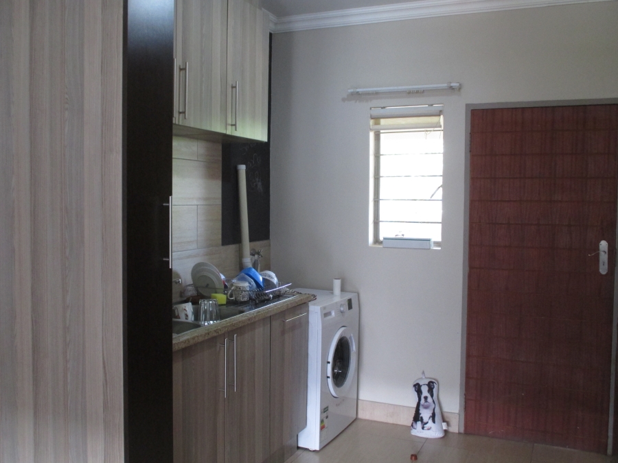 2 Bedroom Property for Sale in Moregloed Gauteng