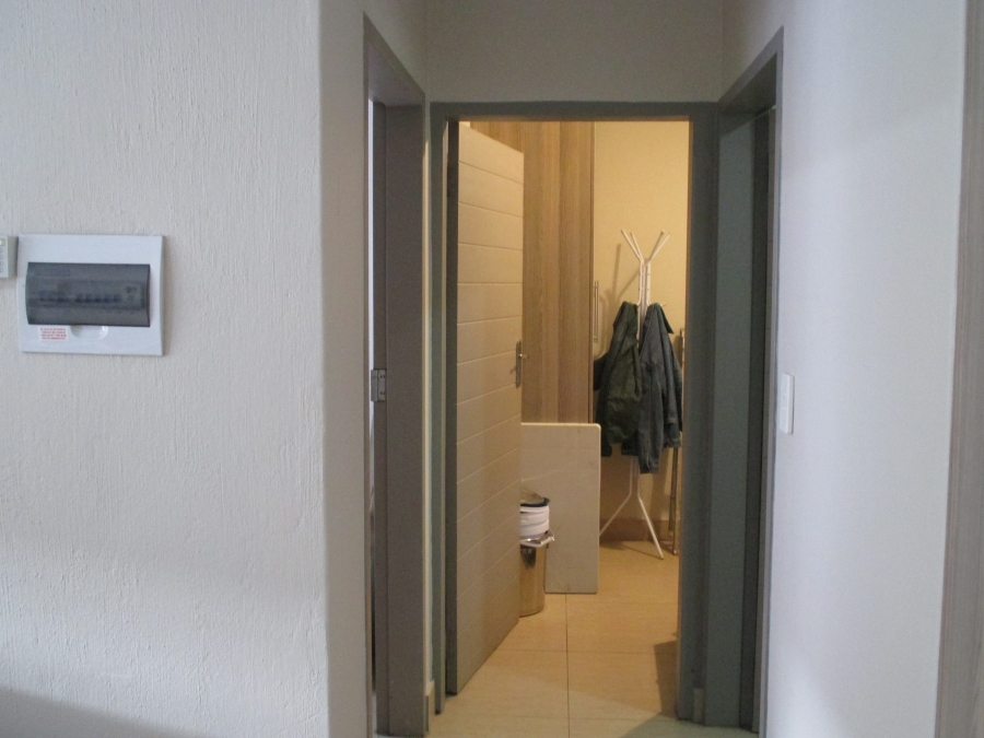 2 Bedroom Property for Sale in Moregloed Gauteng