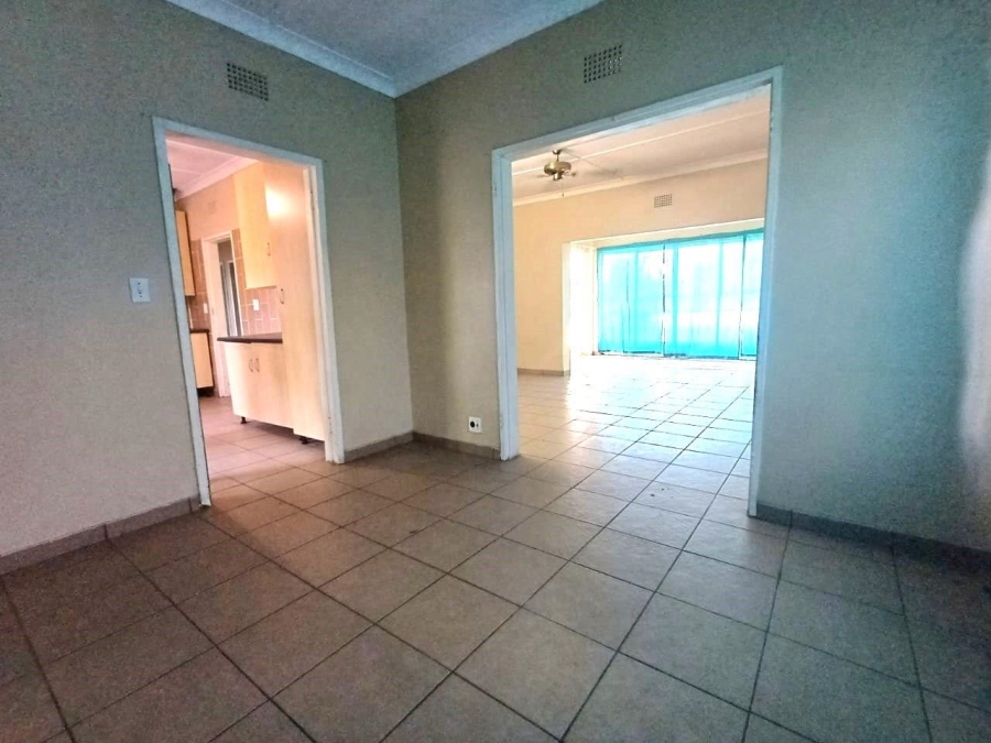 4 Bedroom Property for Sale in Three Rivers Gauteng