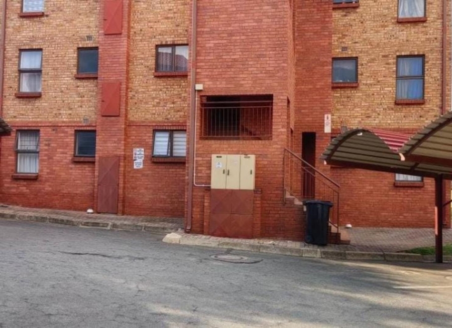2 Bedroom Property for Sale in Castleview Gauteng