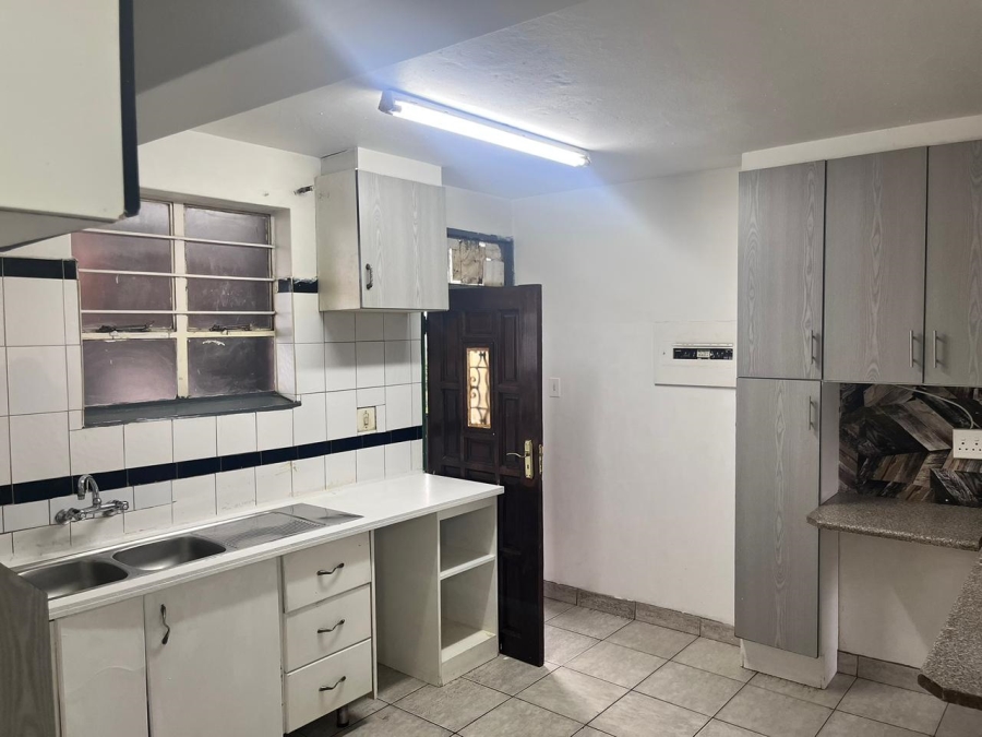 3 Bedroom Property for Sale in Laudium Gauteng