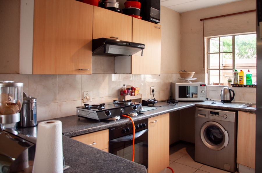 2 Bedroom Property for Sale in Vorna Valley Gauteng