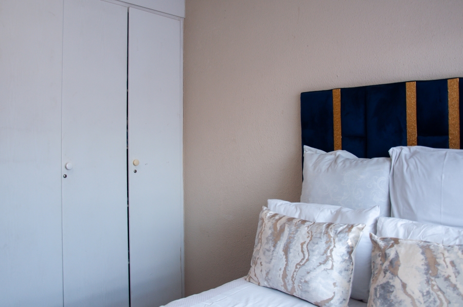 2 Bedroom Property for Sale in Vorna Valley Gauteng