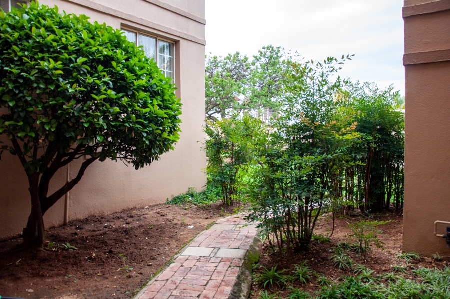 2 Bedroom Property for Sale in Vorna Valley Gauteng