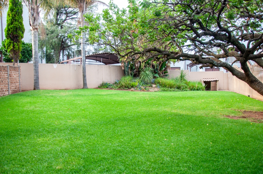 2 Bedroom Property for Sale in Vorna Valley Gauteng