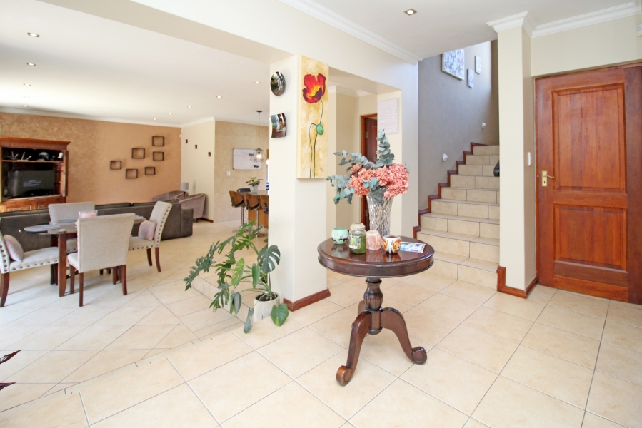 3 Bedroom Property for Sale in Kyalami Estates Gauteng