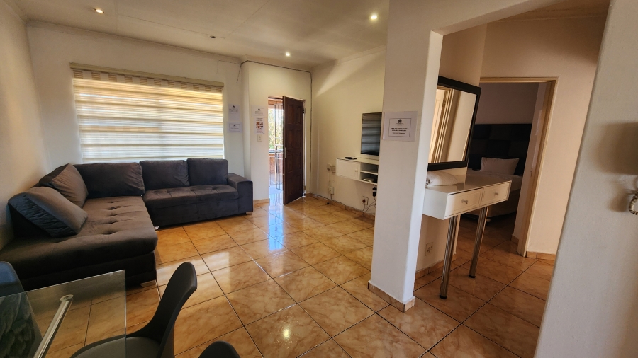 To Let 2 Bedroom Property for Rent in Lenasia Ext 9 Gauteng