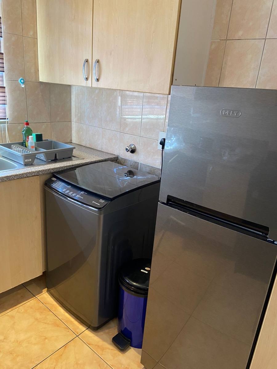 To Let 2 Bedroom Property for Rent in Lenasia Ext 9 Gauteng
