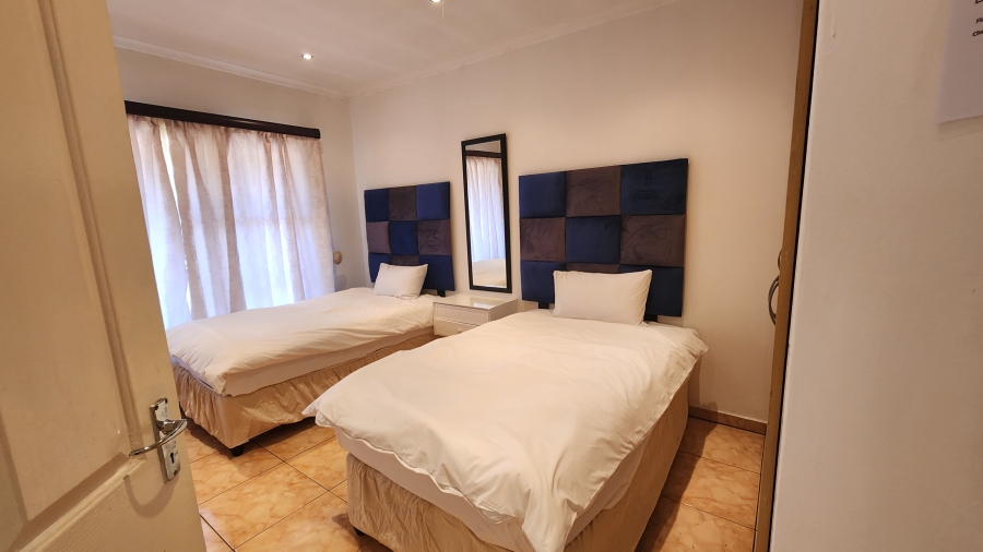 To Let 2 Bedroom Property for Rent in Lenasia Ext 9 Gauteng