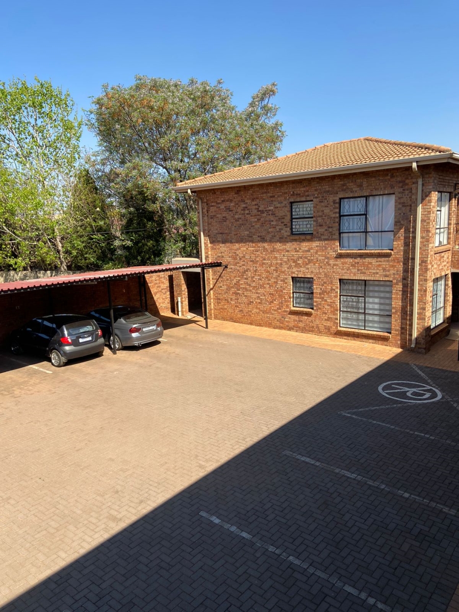 To Let 2 Bedroom Property for Rent in Lenasia Ext 9 Gauteng