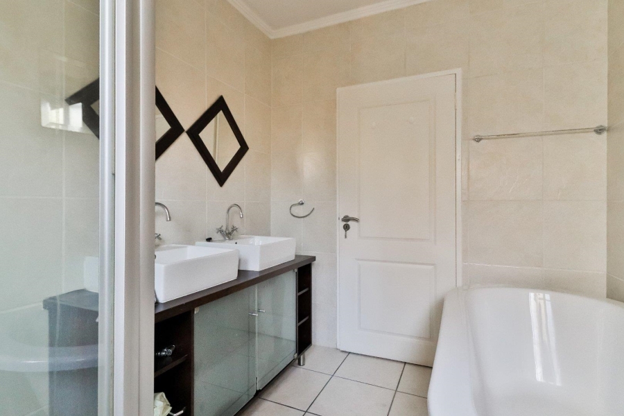 3 Bedroom Property for Sale in Paulshof Gauteng