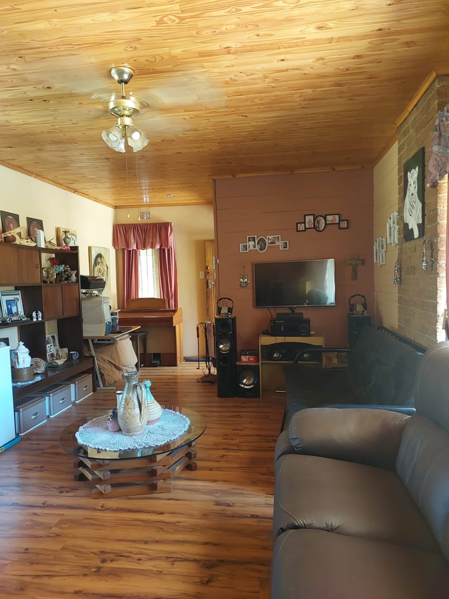3 Bedroom Property for Sale in Vanderbijlpark SE 6 Gauteng
