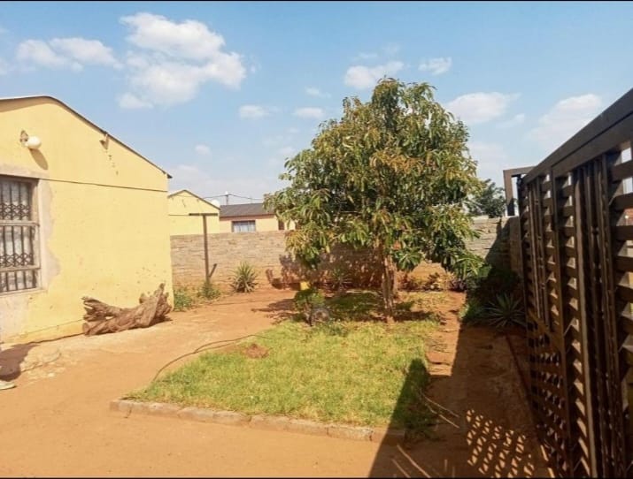 1 Bedroom Property for Sale in Lakeside Gauteng
