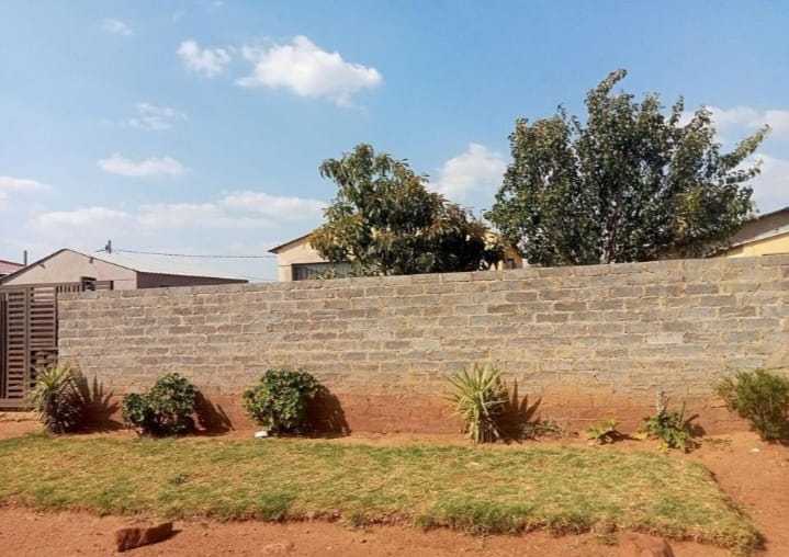 1 Bedroom Property for Sale in Lakeside Gauteng