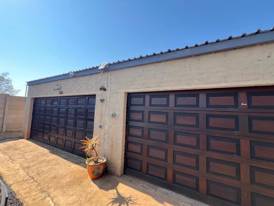 5 Bedroom Property for Sale in Vaal Marina Gauteng